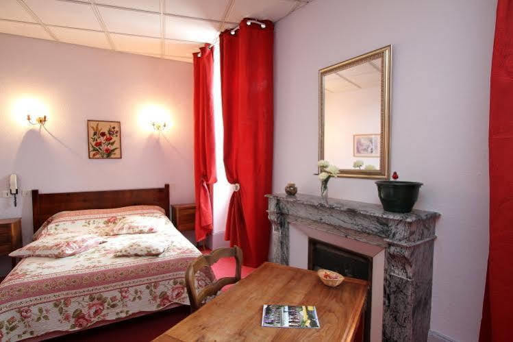 Logis Hotel Le Prieure Bourg-Saint-Andéol Exterior foto